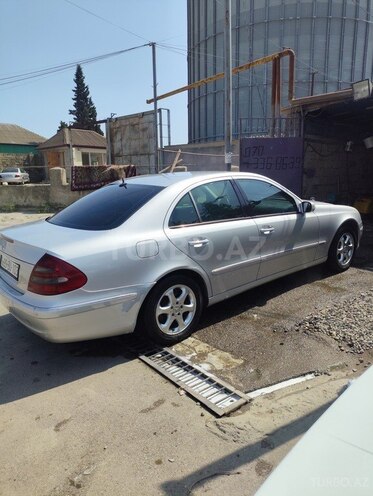 Mercedes E 270 2002, 400,000 km - 2.7 l - Bakı