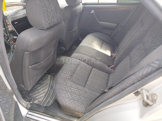 Mercedes C 180 1995, 356,890 km - 1.8 l - Şəki