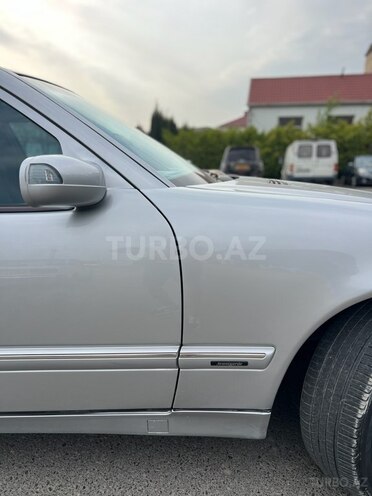 Mercedes E 220 d 2001, 320,000 km - 2.2 l - Bakı