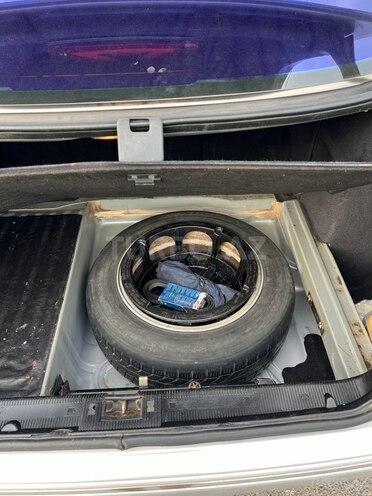 Mercedes E 220 d 2001, 320,000 km - 2.2 l - Bakı
