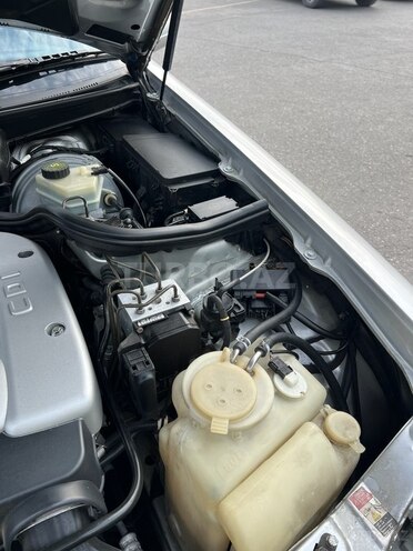 Mercedes E 220 d 2001, 320,000 km - 2.2 l - Bakı