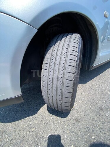 Volkswagen Polo 2006, 240,000 km - 1.4 l - Bakı