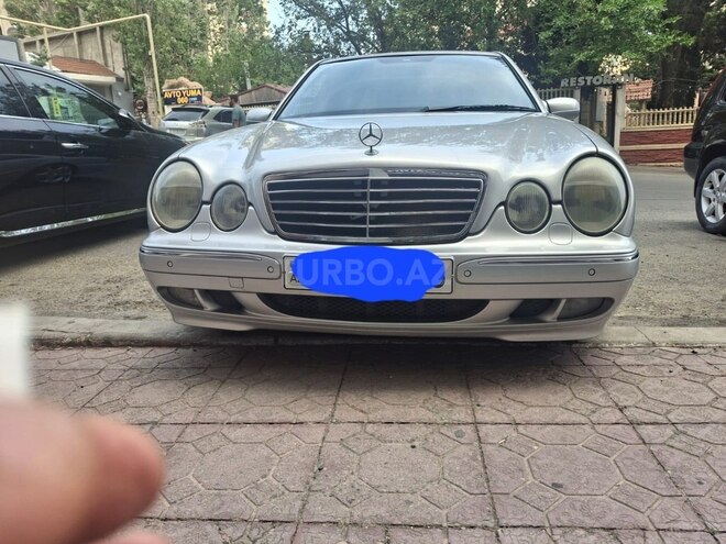 Mercedes E 240 2001, 263,570 km - 2.6 l - Bakı