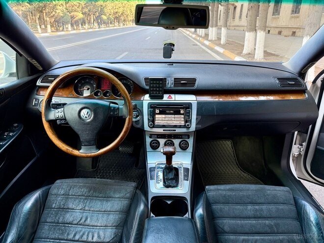 Volkswagen Passat 2007, 253,000 km - 2.0 l - Bakı