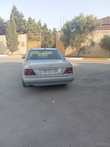 Mercedes E 250 1994, 516,577 km - 2.5 l - Bakı
