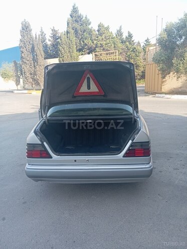 Mercedes E 250 1994, 516,577 km - 2.5 l - Bakı