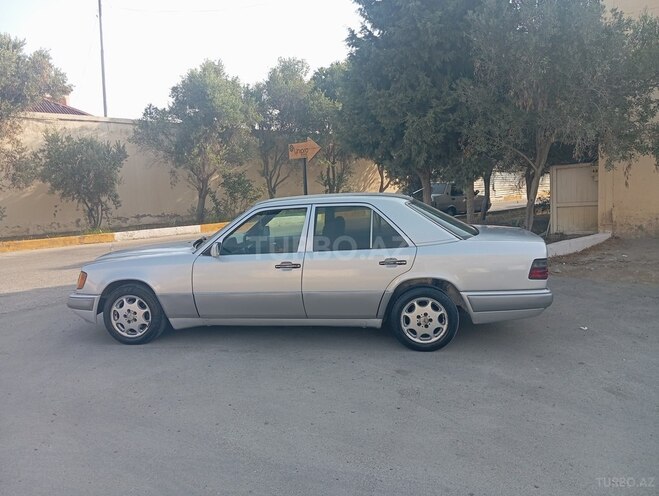 Mercedes E 250 1994, 516,577 km - 2.5 l - Bakı