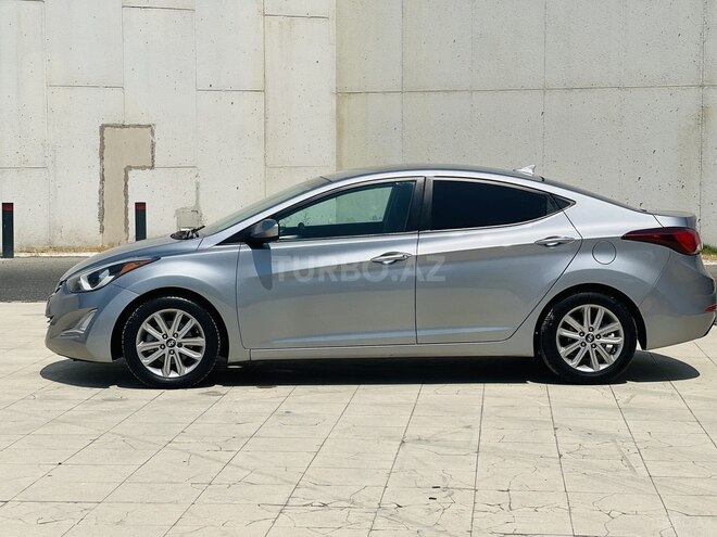 Hyundai Elantra 2015, 102,210 km - 1.8 л - Bakı