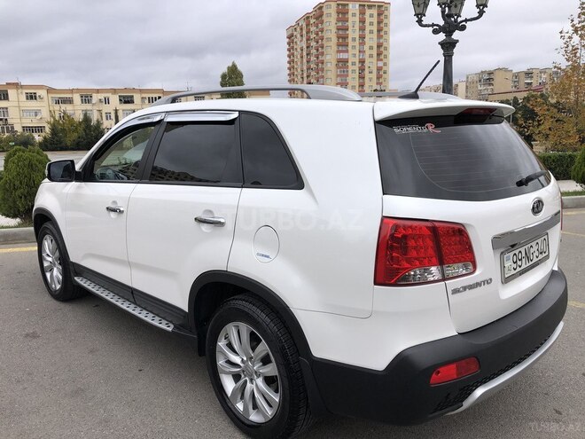 Kia Sorento 2011, 183,000 km - 2.0 l - Bakı