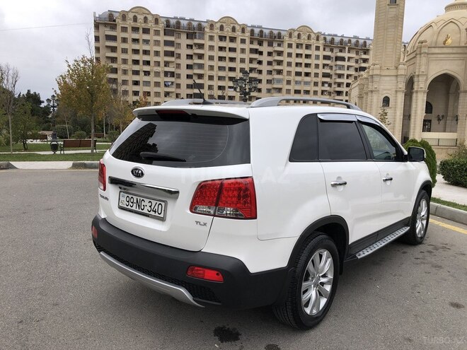 Kia Sorento 2011, 183,000 km - 2.0 l - Bakı