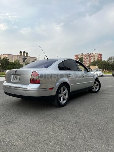 Volkswagen Passat 2004, 310,000 km - 1.8 l - Sumqayıt