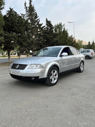 Volkswagen Passat 2004, 310,000 km - 1.8 l - Sumqayıt