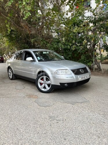 Volkswagen Passat 2004, 310,000 km - 1.8 l - Sumqayıt