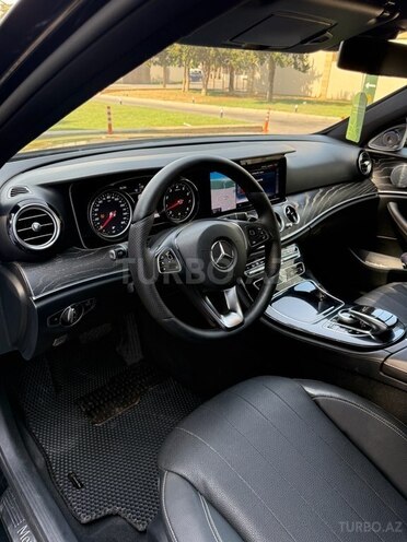 Mercedes E 300 2016, 251,000 km - 3.5 l - Bakı