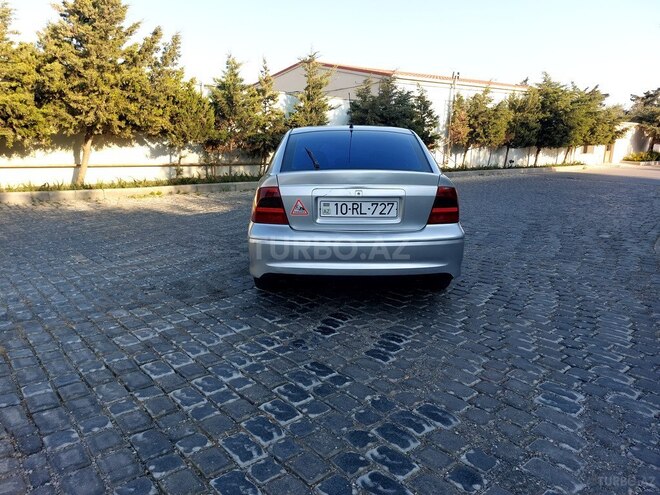 Opel Vectra 2000, 286,000 km - 1.6 л - Bakı