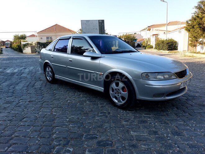 Opel Vectra 2000, 286,000 km - 1.6 л - Bakı