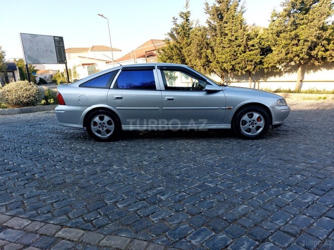 Opel Vectra 2000, 286,000 km - 1.6 л - Bakı