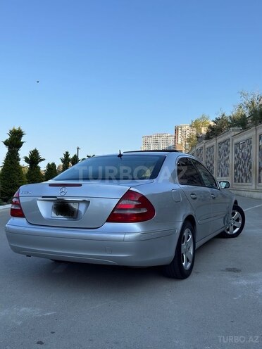 Mercedes E 260 2002, 370,600 km - 2.6 l - Bakı