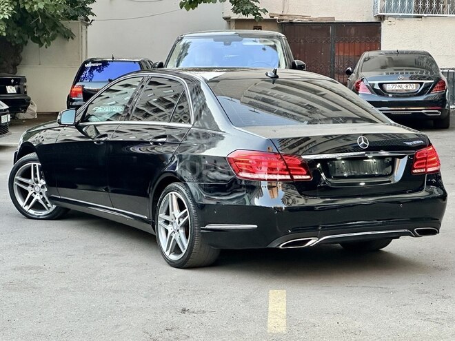 Mercedes E 220 d 2015, 369,000 km - 2.1 л - Bakı