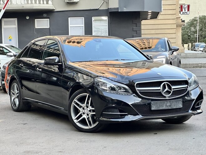 Mercedes E 220 d 2015, 369,000 km - 2.1 л - Bakı
