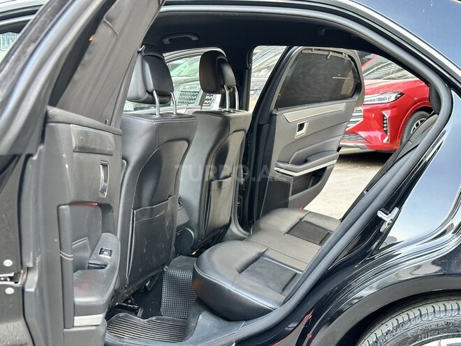 Mercedes E 220 d 2015, 369,000 km - 2.1 л - Bakı