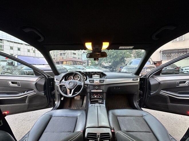 Mercedes E 220 d 2015, 369,000 km - 2.1 л - Bakı