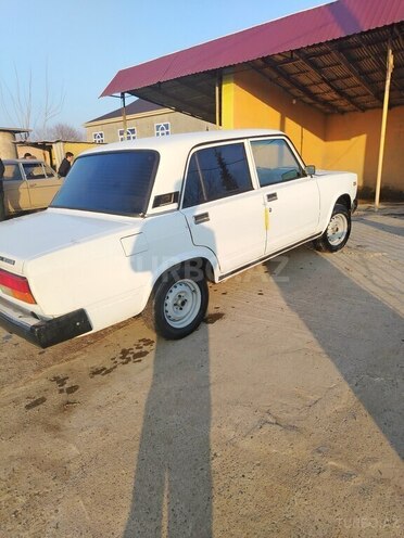 LADA (VAZ) 2107 2005, 548,769 km - 1.6 л - Saatlı