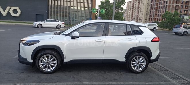 Toyota Corolla Cross 2025, 0 km - 2.0 л - Bakı