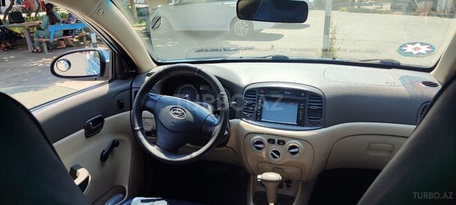 Hyundai Accent 2009, 260,000 km - 1.6 l - Bakı