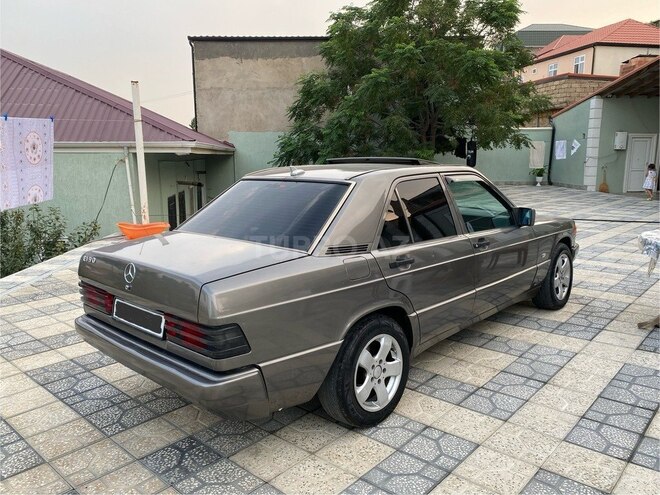 Mercedes 190 1993, 386,000 km - 2.3 l - Bakı