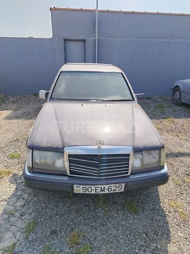 Mercedes E 200 1993, 98,740 km - 2.0 l - Sumqayıt