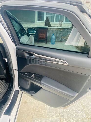 Ford Fusion (North America) 2017, 235,000 km - 1.5 л - Bakı