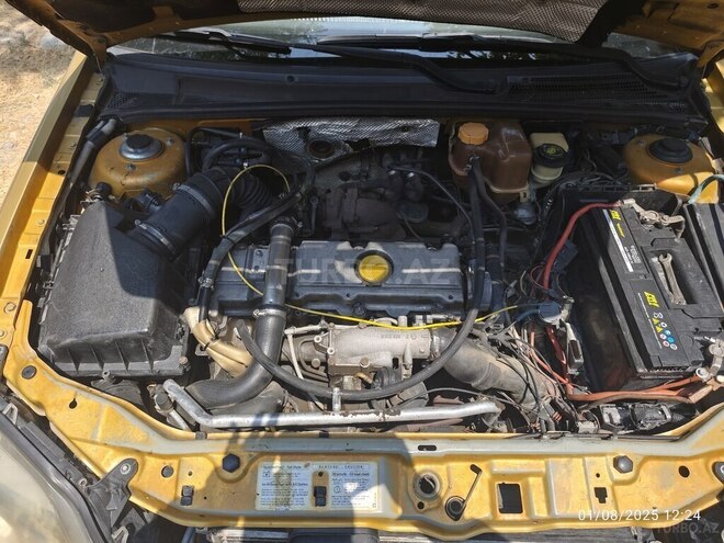 Opel Vectra 2002, 250,000 km - 2.2 л - Salyan