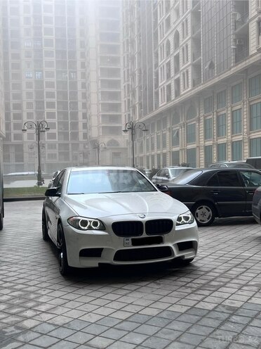 BMW 520 2013, 350,000 km - 2.0 l - Bakı