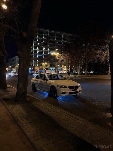 BMW 520 2013, 350,000 km - 2.0 l - Bakı