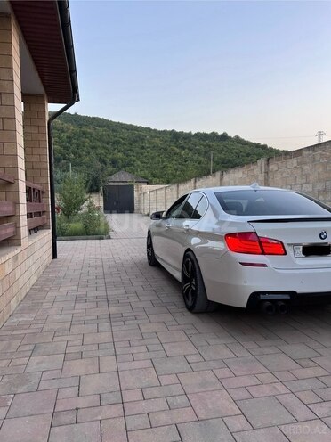 BMW 520 2013, 350,000 km - 2.0 l - Bakı