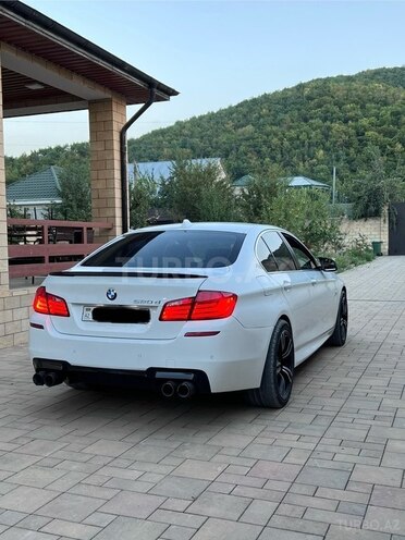 BMW 520 2013, 350,000 km - 2.0 l - Bakı
