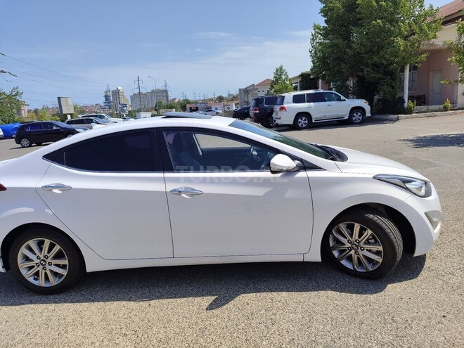 Hyundai Avante 2015, 157,000 km - 1.6 l - Bakı