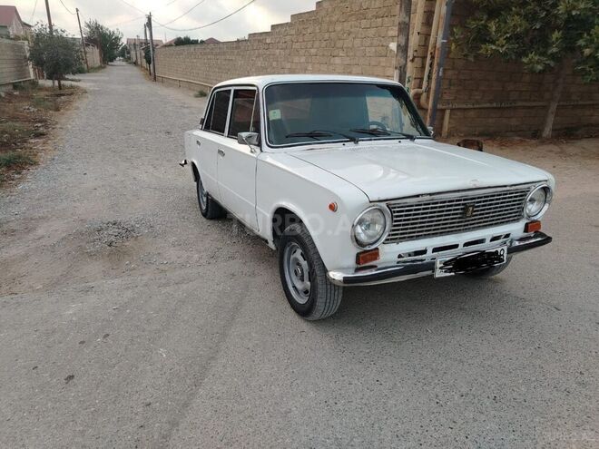 LADA (VAZ) 21011 1980, 100,000 km - 1.3 л - Bakı