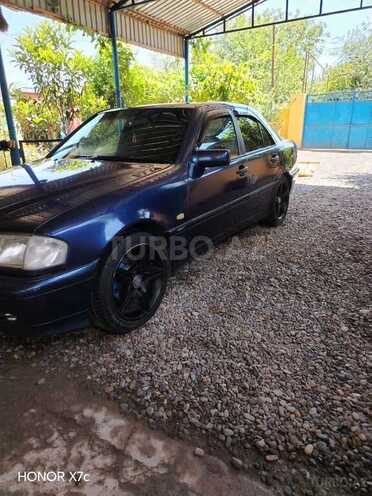Mercedes C 240 1997, 277,500 km - 2.4 l - İmişli