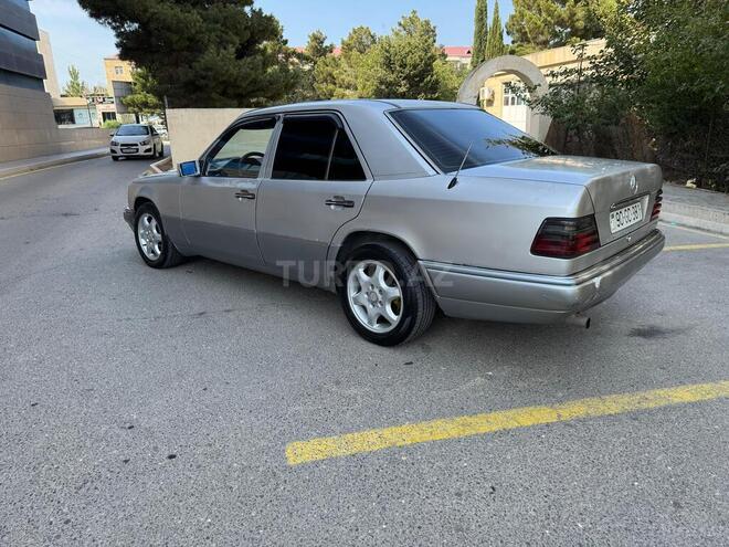 Mercedes E 250 1994, 515,472 km - 2.5 л - Sumqayıt