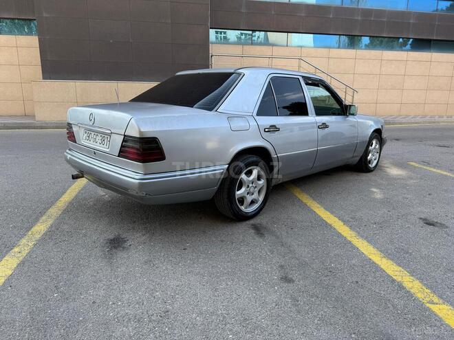Mercedes E 250 1994, 515,472 km - 2.5 л - Sumqayıt