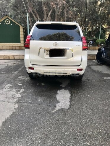 Toyota Land Cruiser Prado 2011, 197,000 km - 2.7 l - Bakı