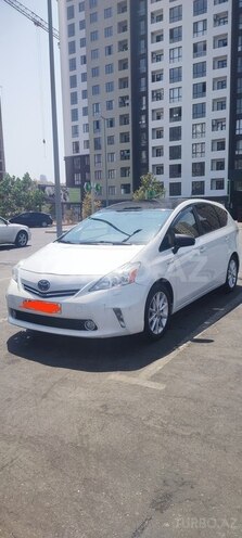 Toyota Prius V 2013, 220,000 km - 1.8 l - Bakı