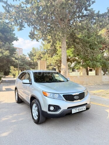 Kia Sorento 2011, 232,300 km - 2.0 l - Bakı