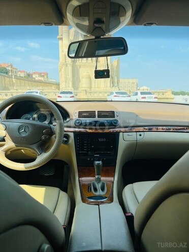 Mercedes E 230 2007, 334,000 km - 2.5 l - Bakı