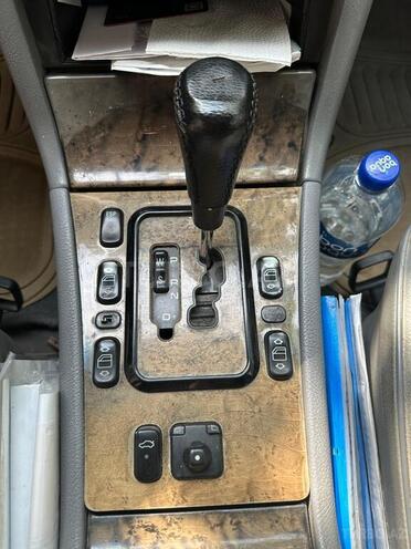 Mercedes E 280 4MATIC 1999, 416,000 km - 2.8 l - Şirvan