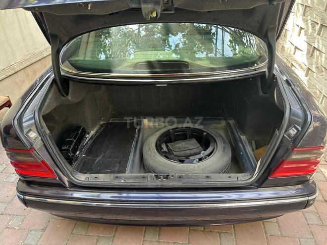 Mercedes E 280 4MATIC 1999, 416,000 km - 2.8 l - Şirvan