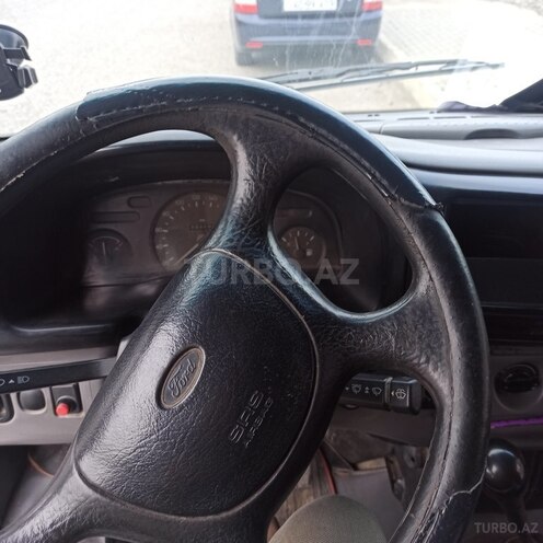 Ford Transit 1999, 500,000 km - 2.5 l - Qusar