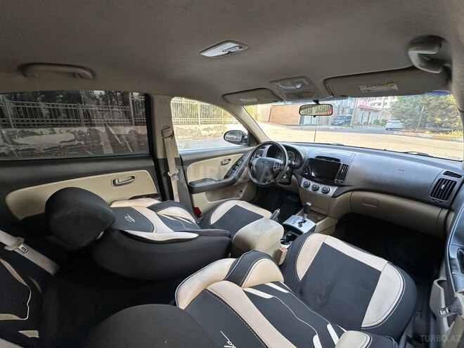Hyundai Elantra 2009, 302,000 km - 2.0 l - Bakı